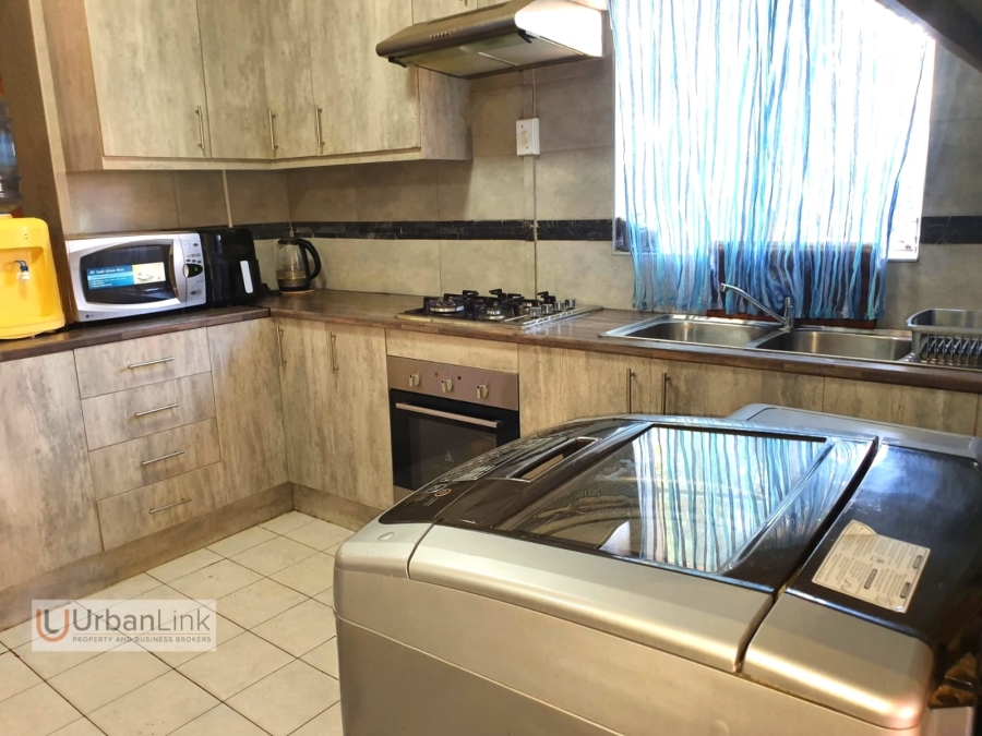 3 Bedroom Property for Sale in Safari Gardens North West